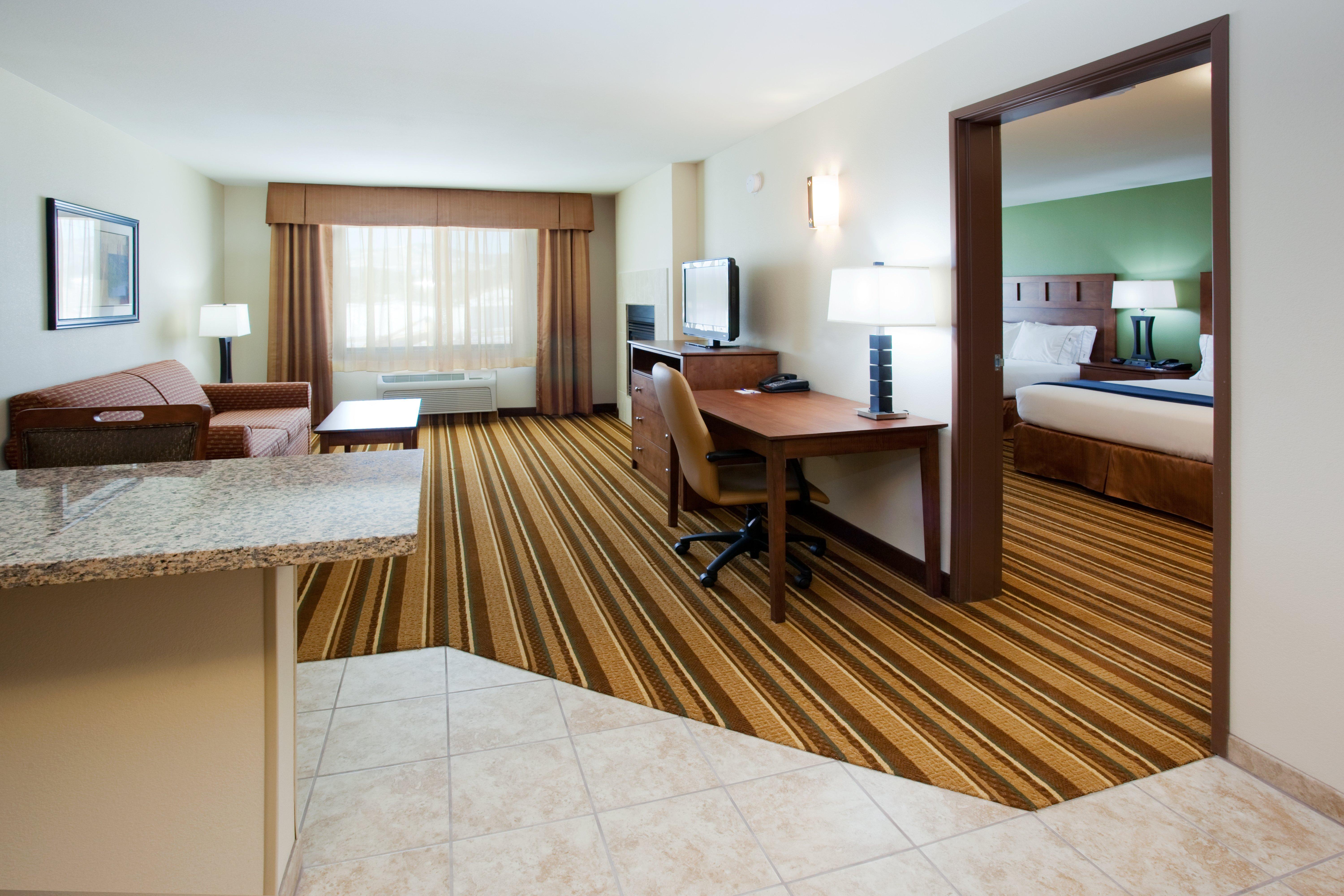 Holiday Inn Express And Suites Los Alamos Entrada Park By Ihg Zewnętrze zdjęcie